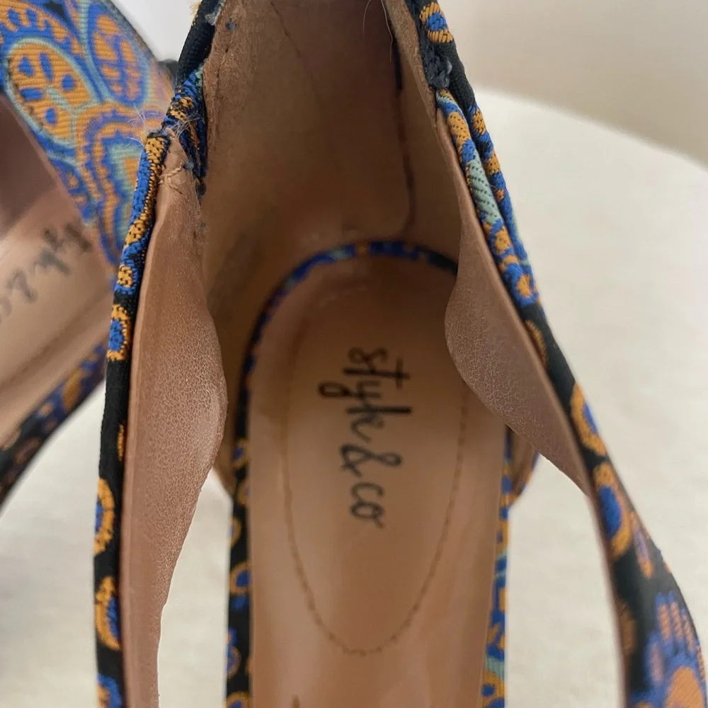 Paycee 2 piece dress sandals from Macy’s. - Picture 7 of 10